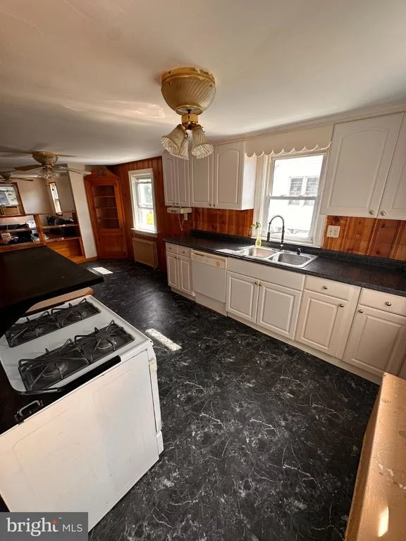 Photo of 338 FAIR AVENUE