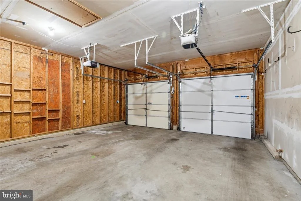 Photo of 1037 LINDFIELD DRIVE