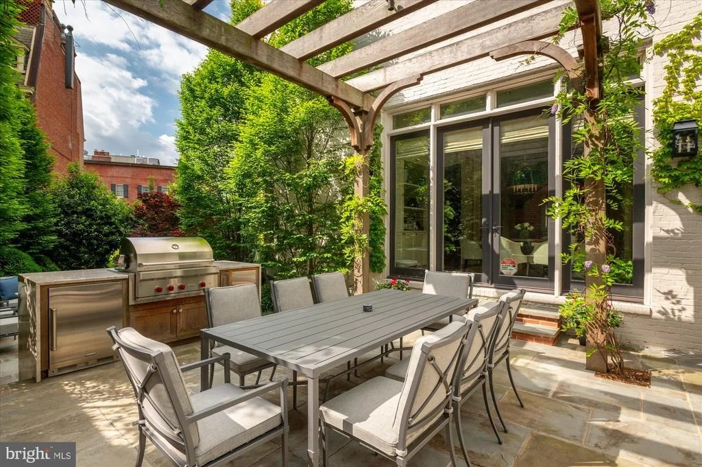 Photo of 1823 PHELPS PLACE NW