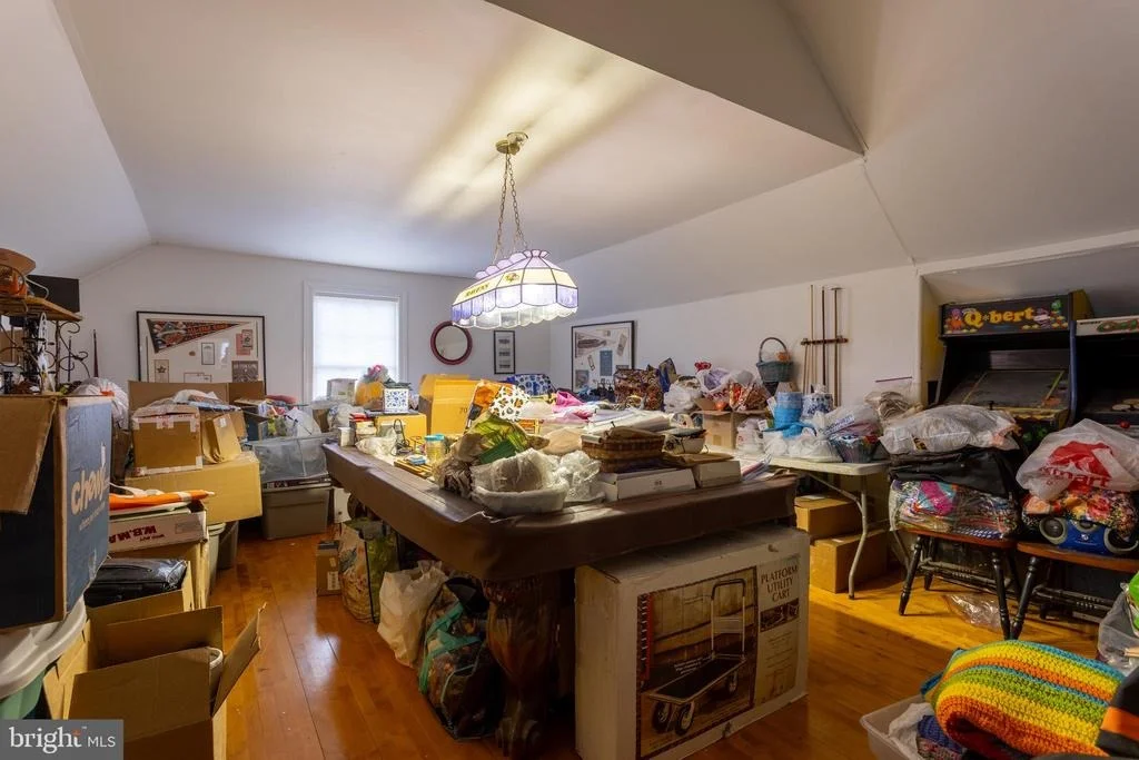 Photo of 415 SHORE DRIVE