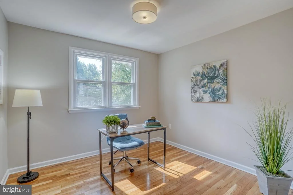 Photo of 1207 CRESTOVER ROAD