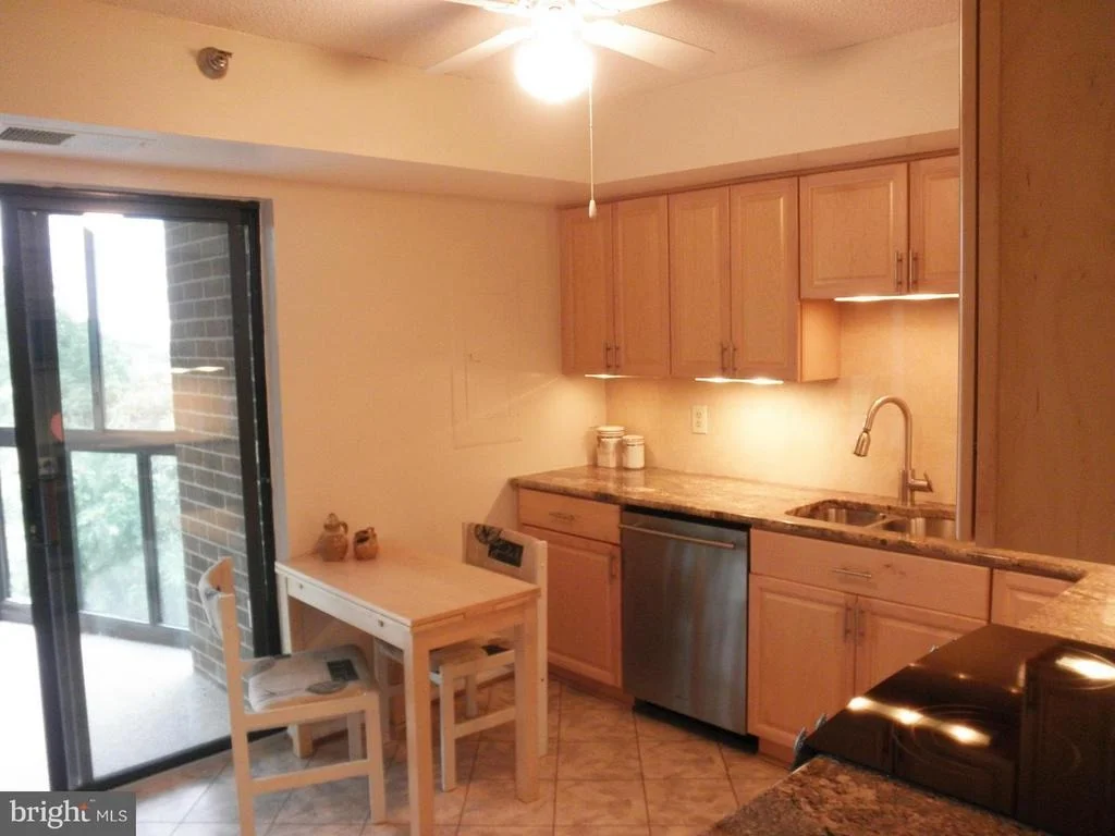 Photo of Unit 1014 at 15100 INTERLACHEN DRIVE