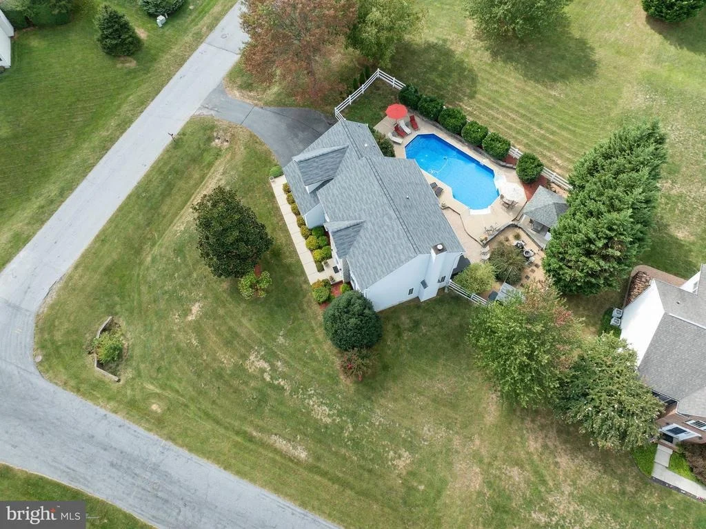 Photo of 13700 SAMHILL DRIVE