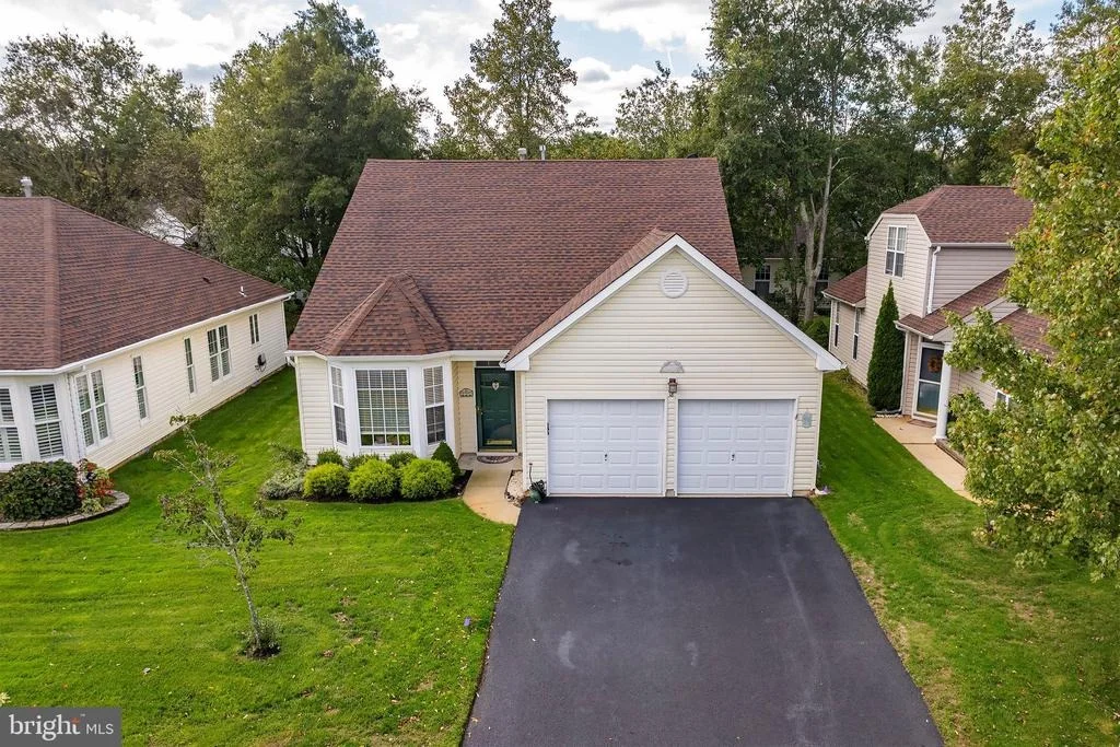 Photo of 18 SUNFLOWER LANE