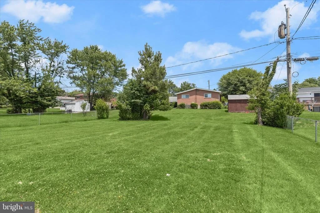 Photo of 7442 RICKSWAY ROAD