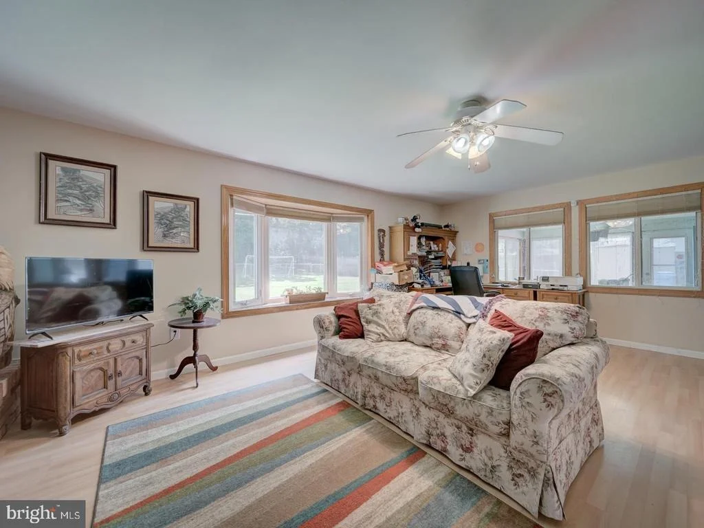 Photo of 12805 KENDALE LANE