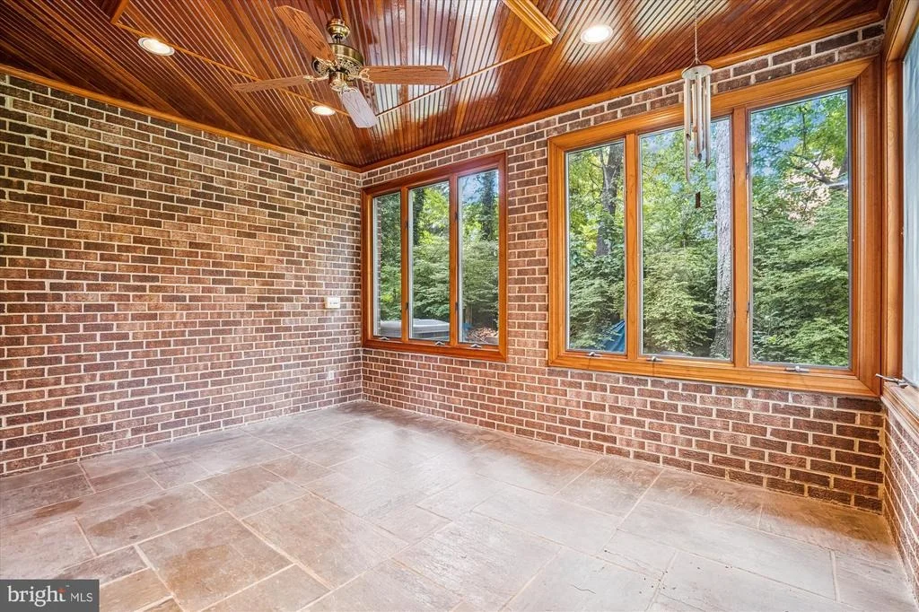 Photo of 8849 TUCKERMAN LANE