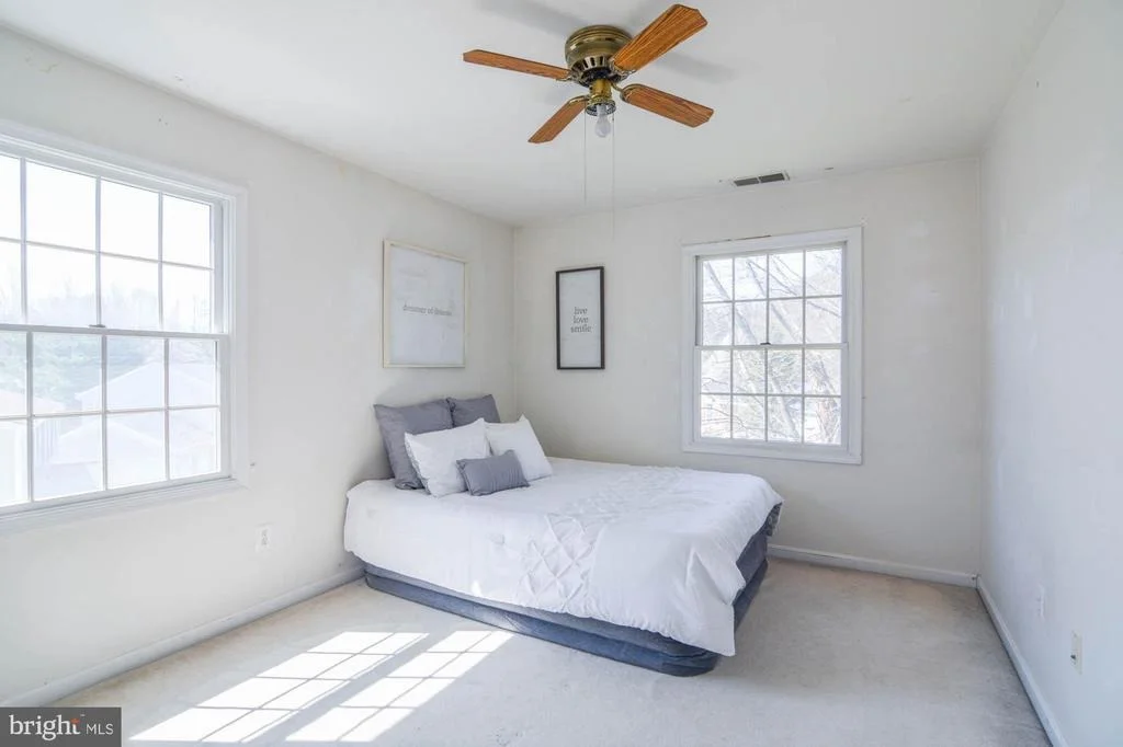 Photo of 13641 HOBART DRIVE