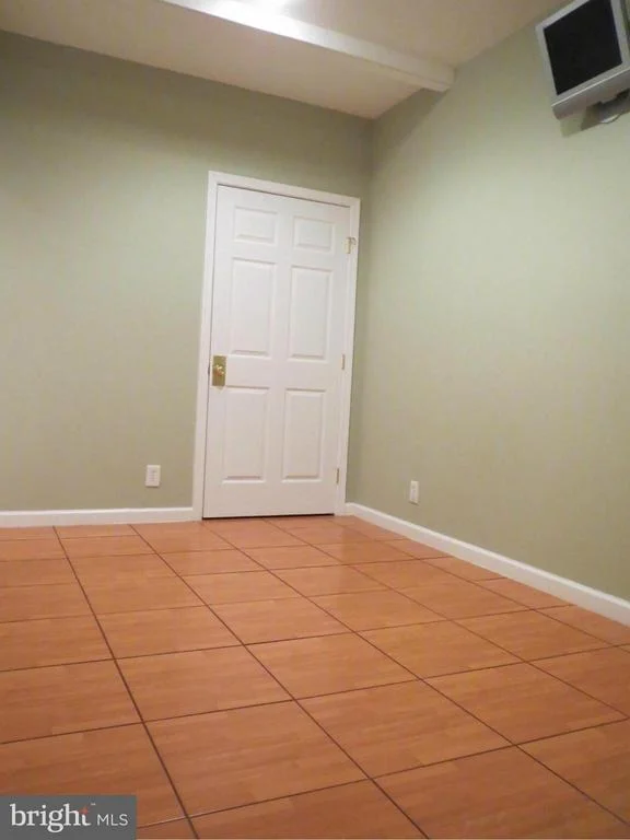 Photo of 21920 MANOR CREST LANE