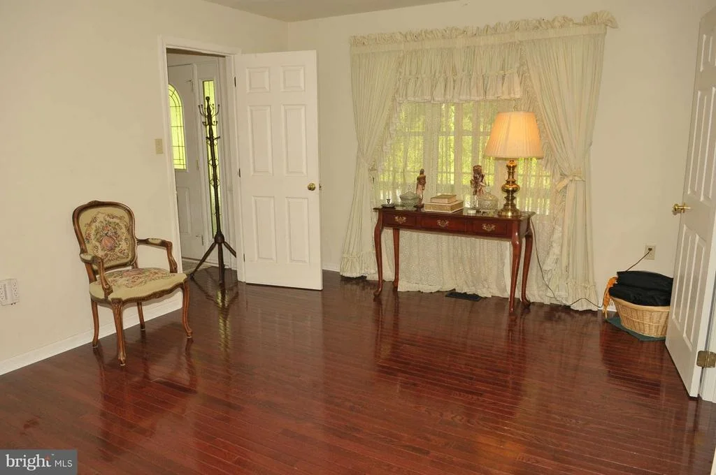 Photo of 5128 SHOOKSTOWN ROAD
