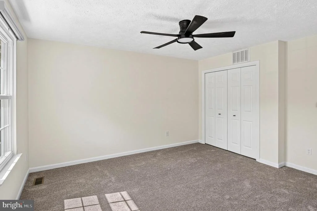 Photo of 1007 HARBOR DRIVE