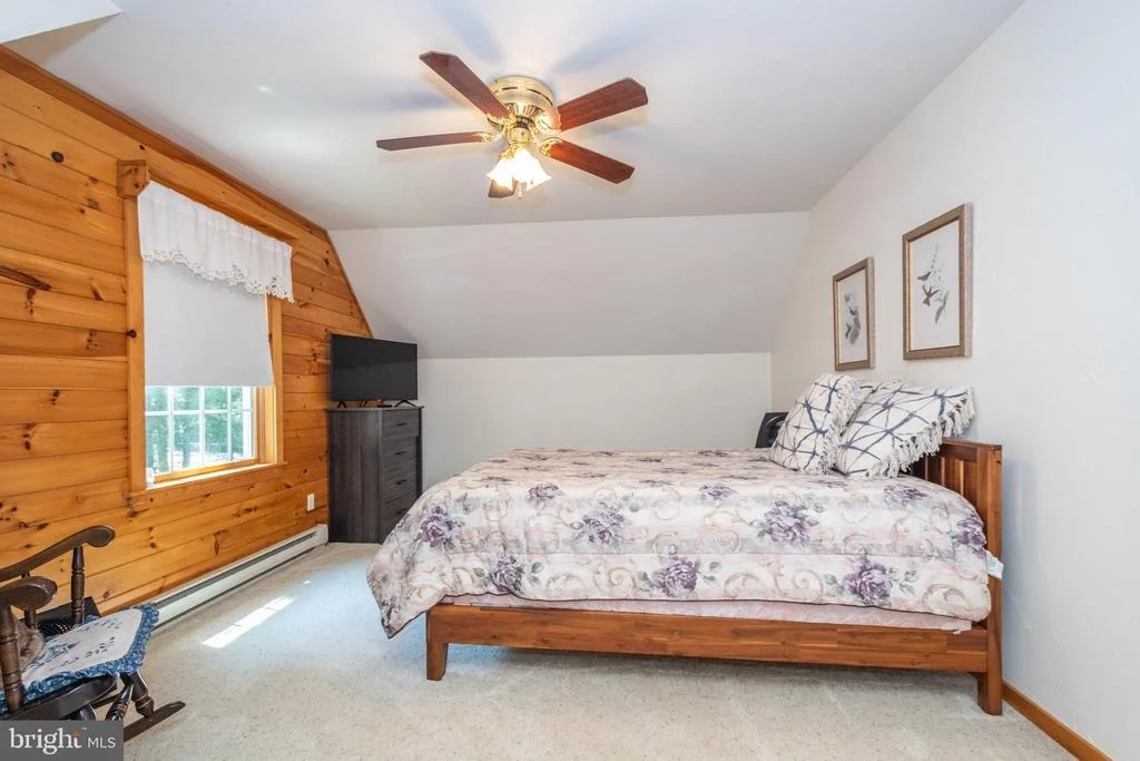 Photo of 302 OAK WAY ROAD