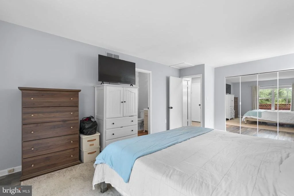 Photo of 287 NORTH DRIVE