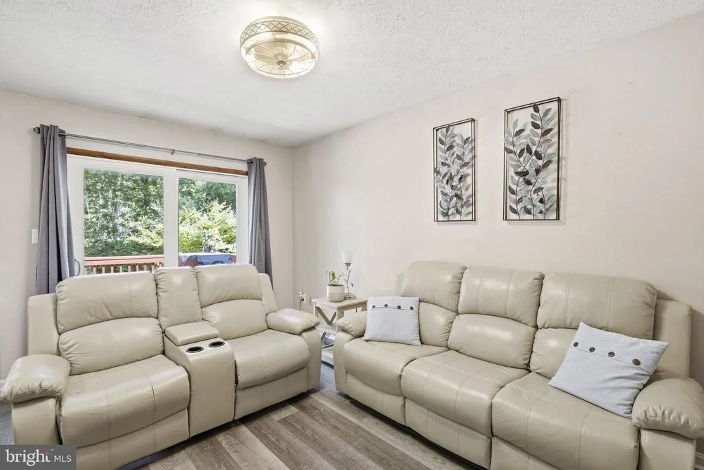 Photo of 736 LUCKY AVENUE