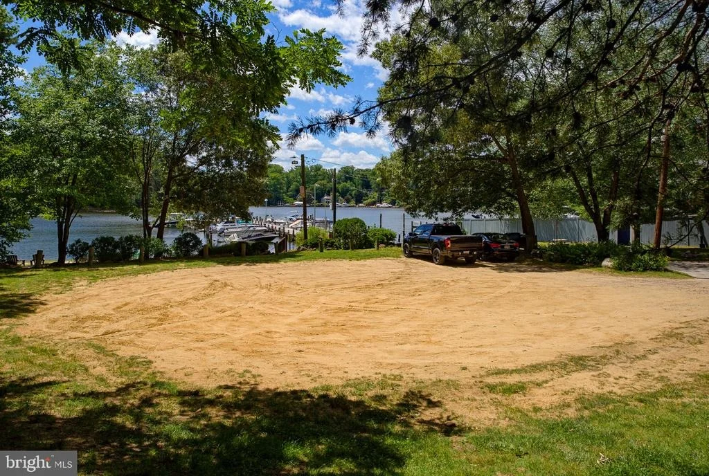 Photo of 601 CENTER DRIVE