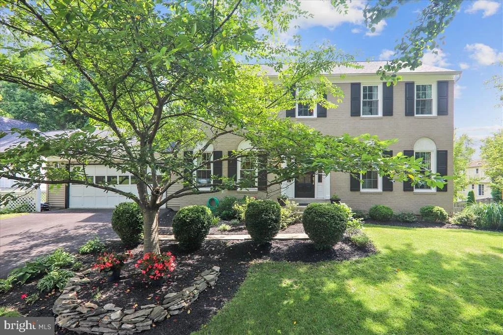 Photo of 2603 BELLE CREST LANE