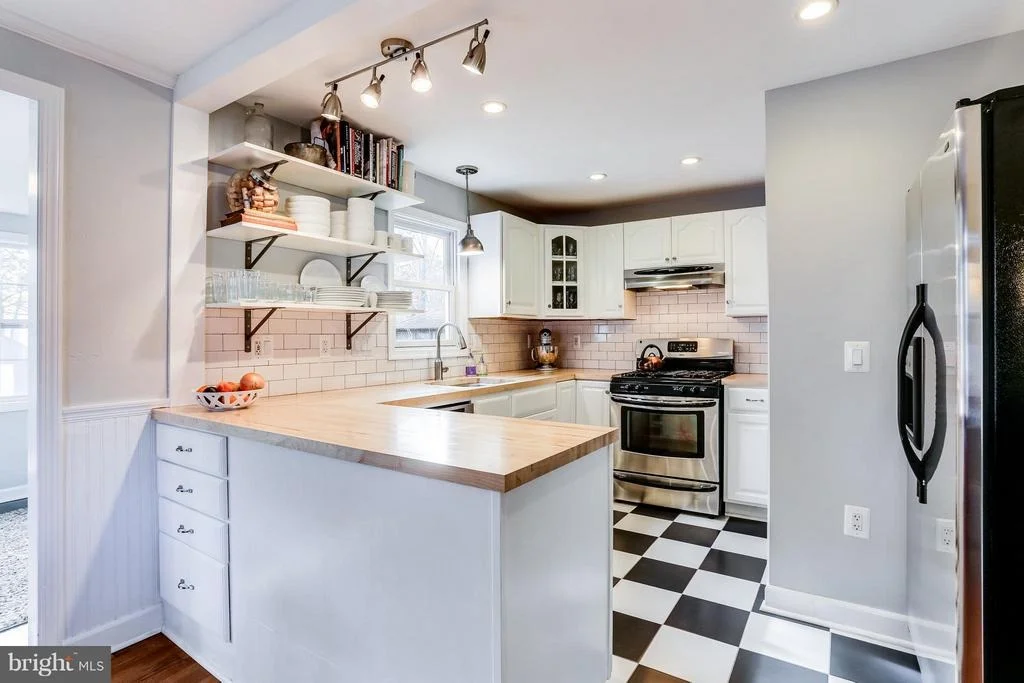 Photo of 1335 BROOK ROAD