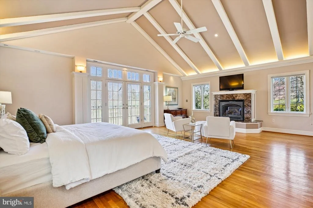 Photo of 4116 BEVERLY ROAD