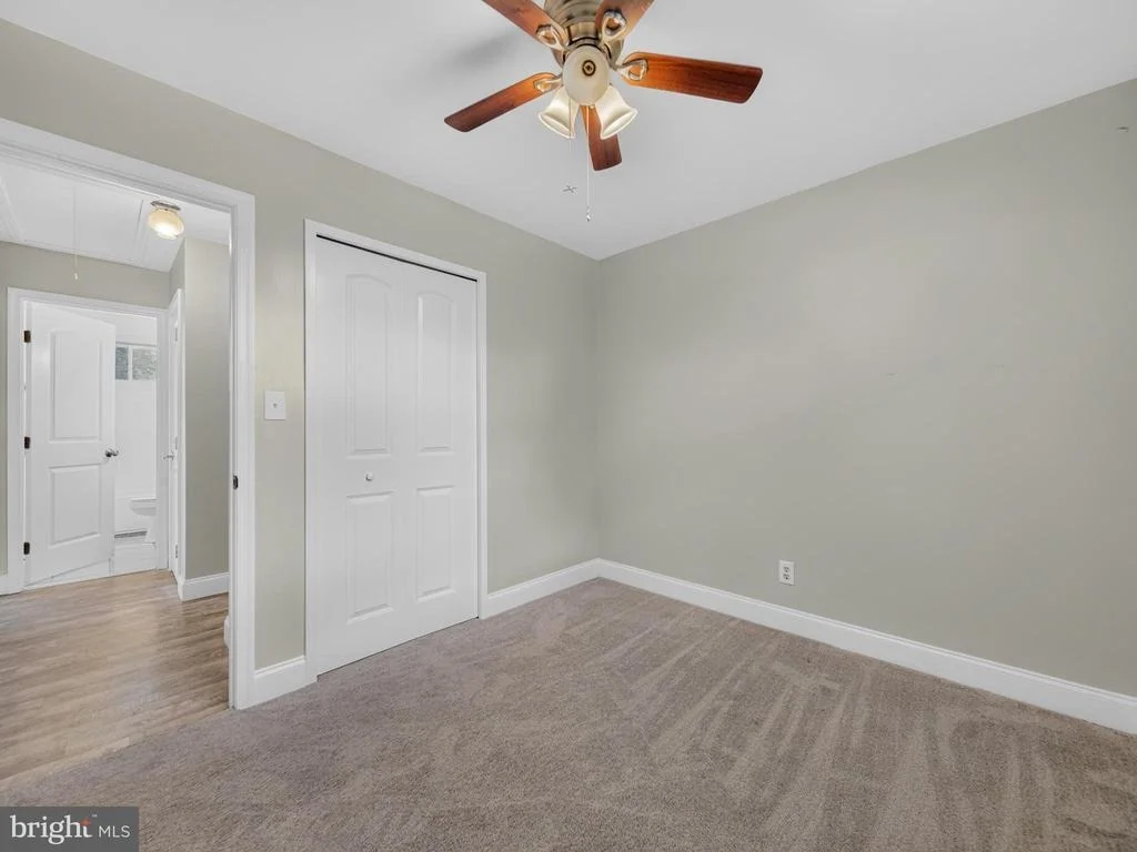 Photo of 504 HAMLEN ROAD