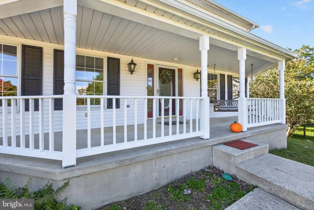 Photo of 8683 FELSVIEW DRIVE