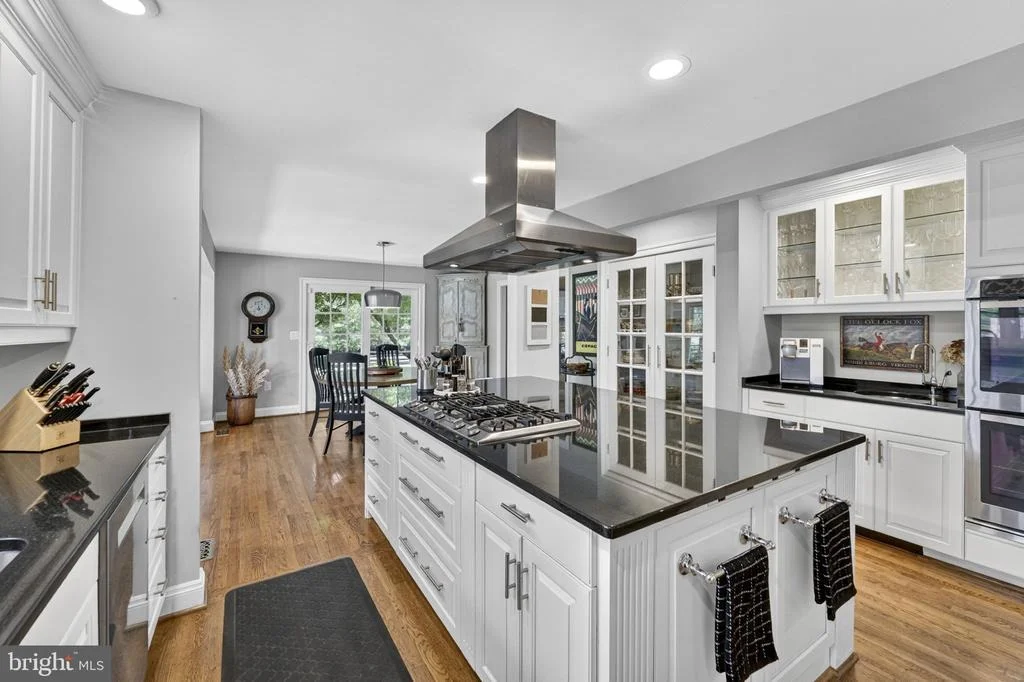 Photo of 23559 PARSONS ROAD