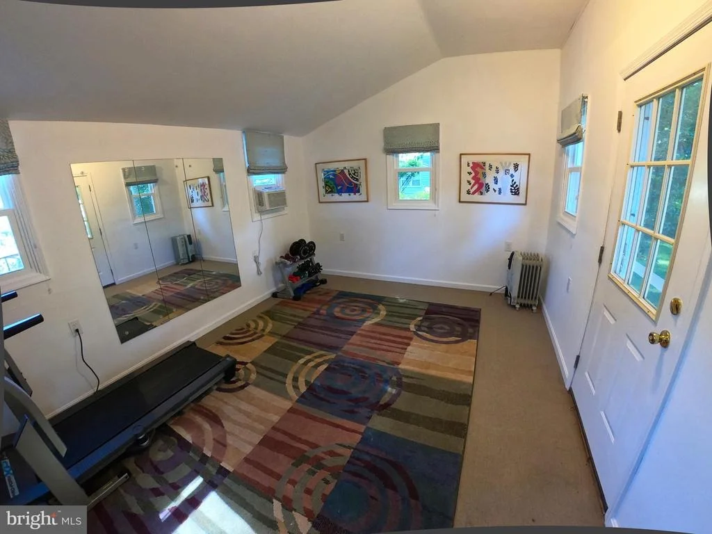 Photo of 14001 BETHPAGE LANE
