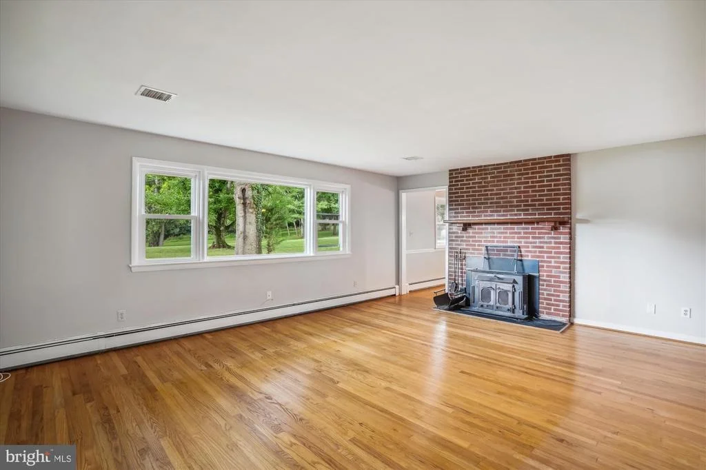 Photo of 16808 NORBROOK DRIVE