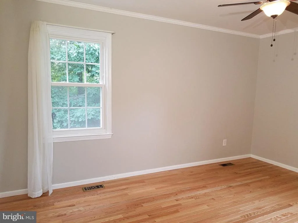 Photo of 9621 PODIUM DRIVE