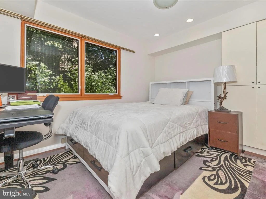 Photo of 11709 FLINTS GROVE