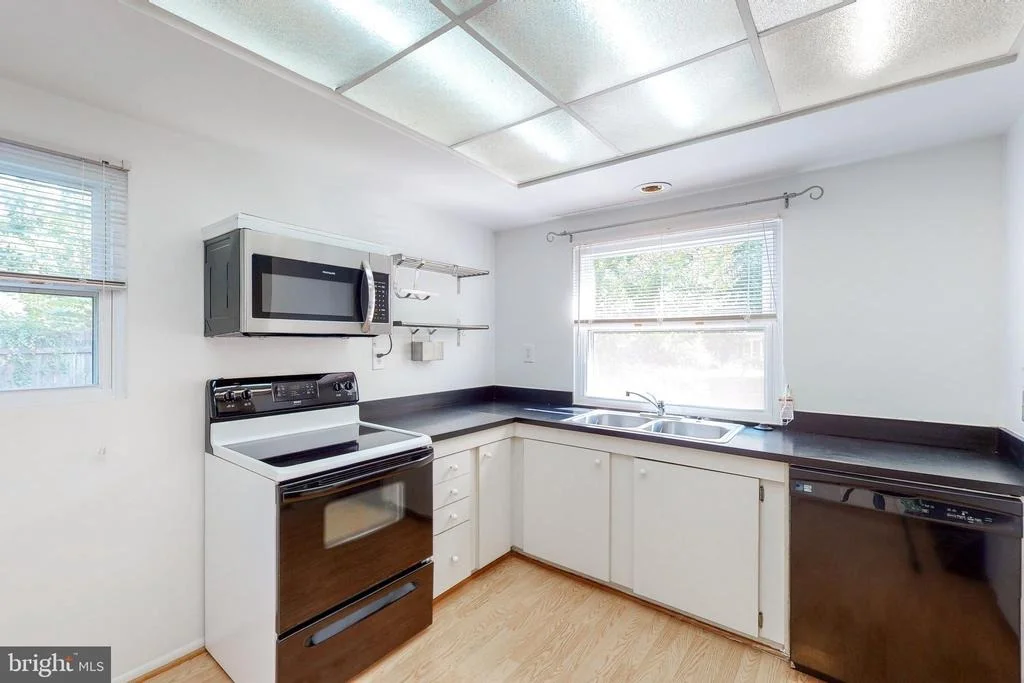 Photo of 5432 LAUREL TRAIL