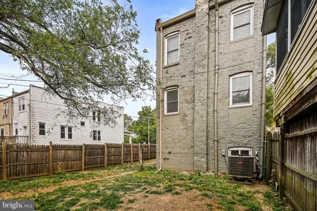 Photo of 3714 2ND STREET