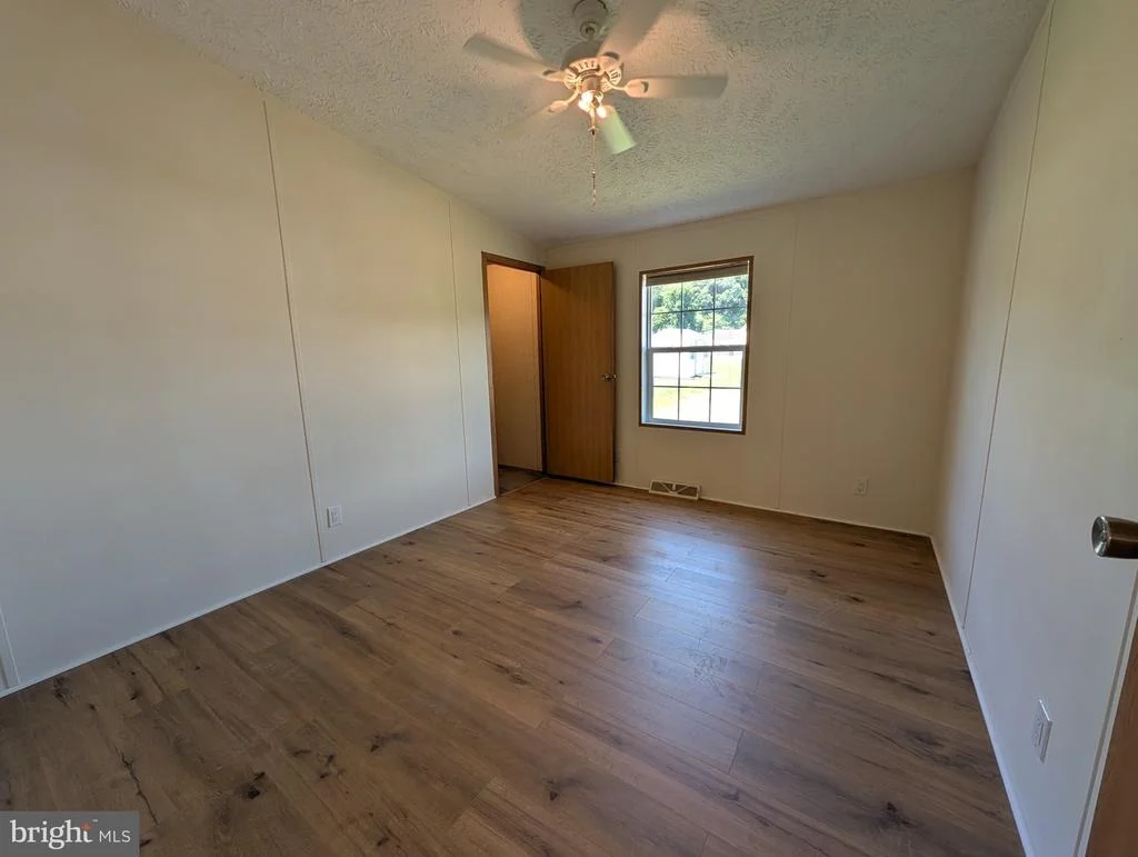 Photo of 216 GARNER DRIVE