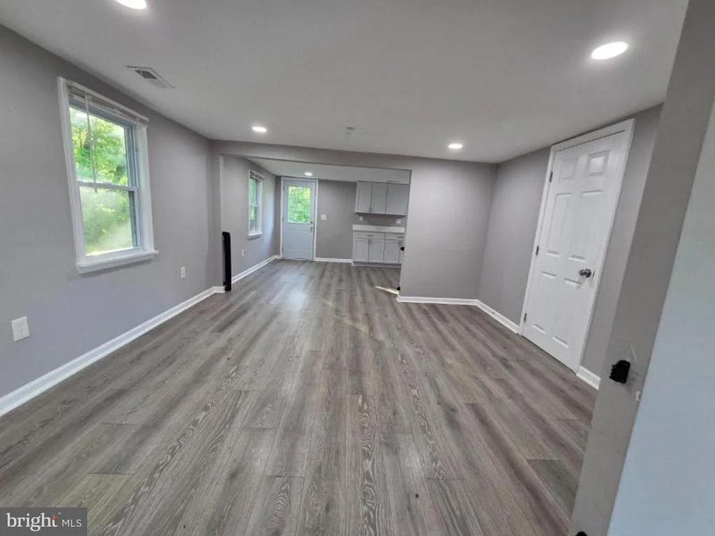 Photo of 1533 MITCHELL LANE