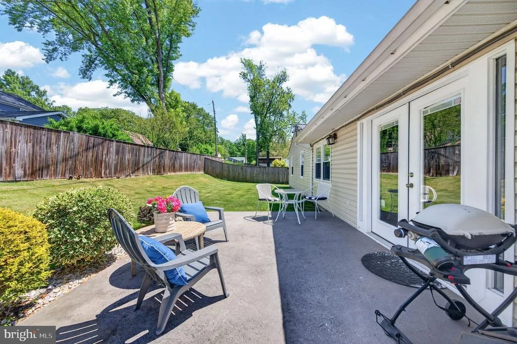 Photo of 3905 CARVEL LANE