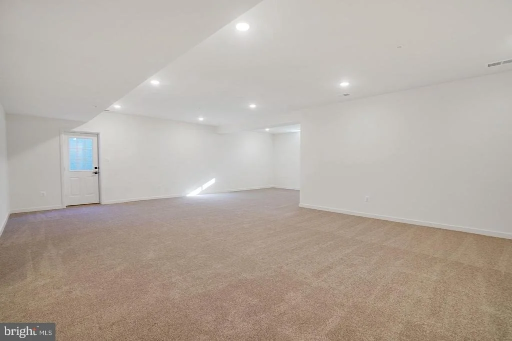 Photo of 2003 ARAM DRIVE