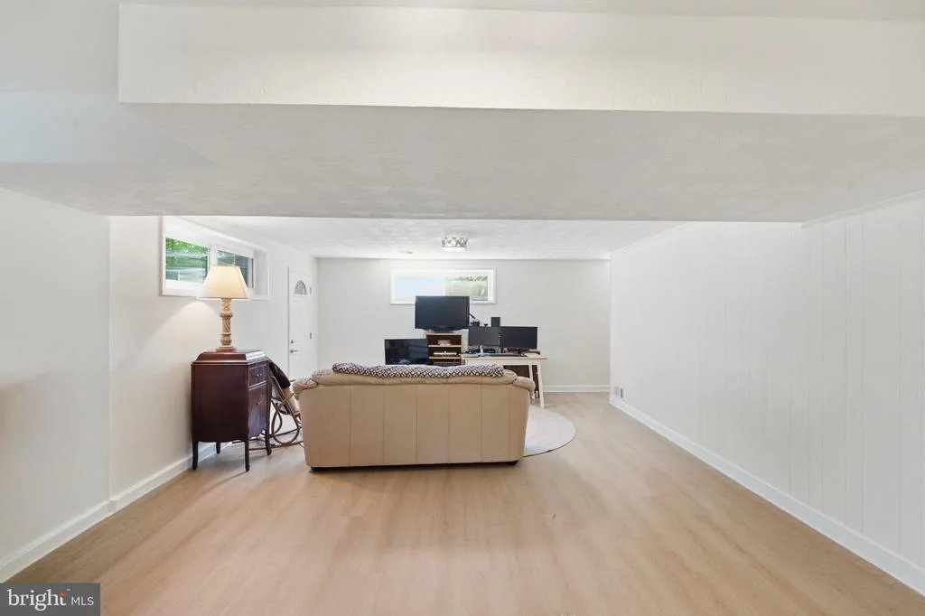 Photo of 12615 EASTBOURNE DRIVE