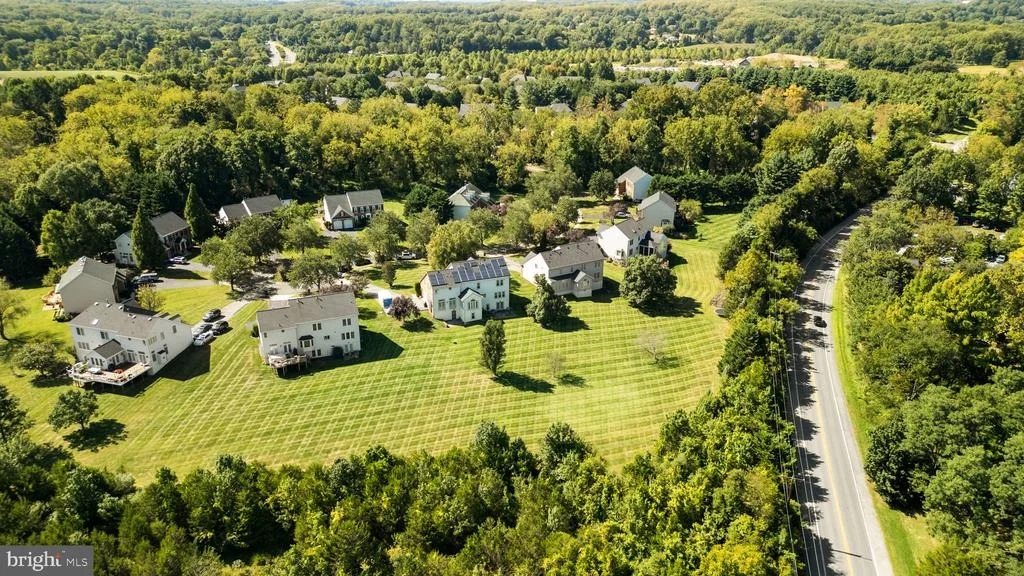 Photo of 805 LINDSEY MANOR LANE