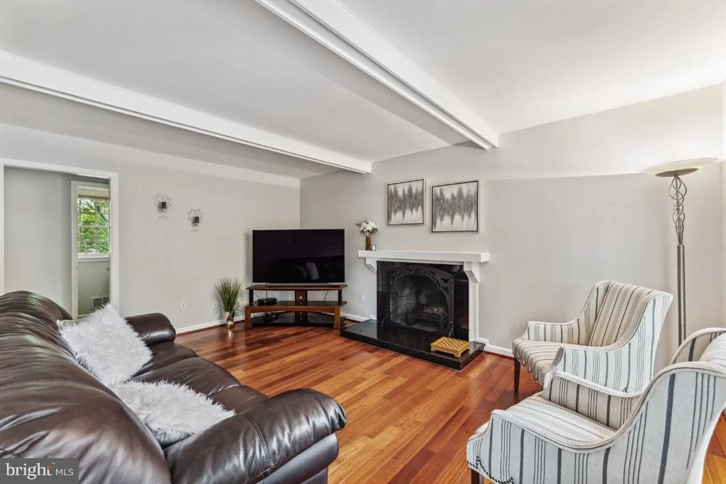 Photo of 7313 LANGSFORD COURT