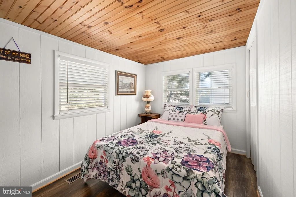 Photo of 8 VIRGINIA AVENUE