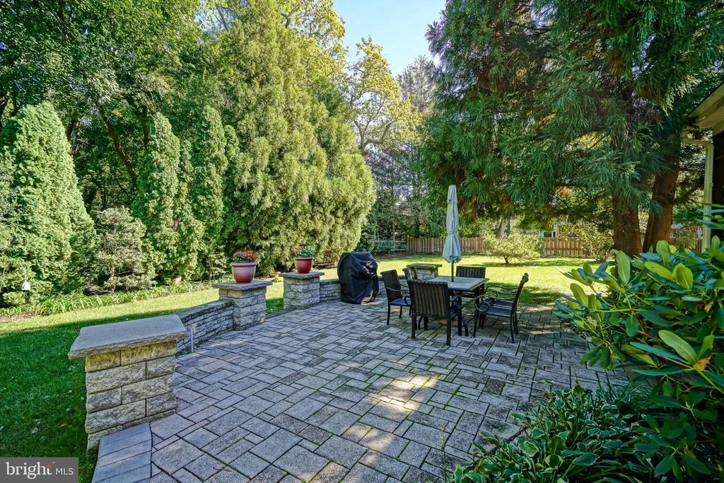 Photo of 102 MALLARD DRIVE