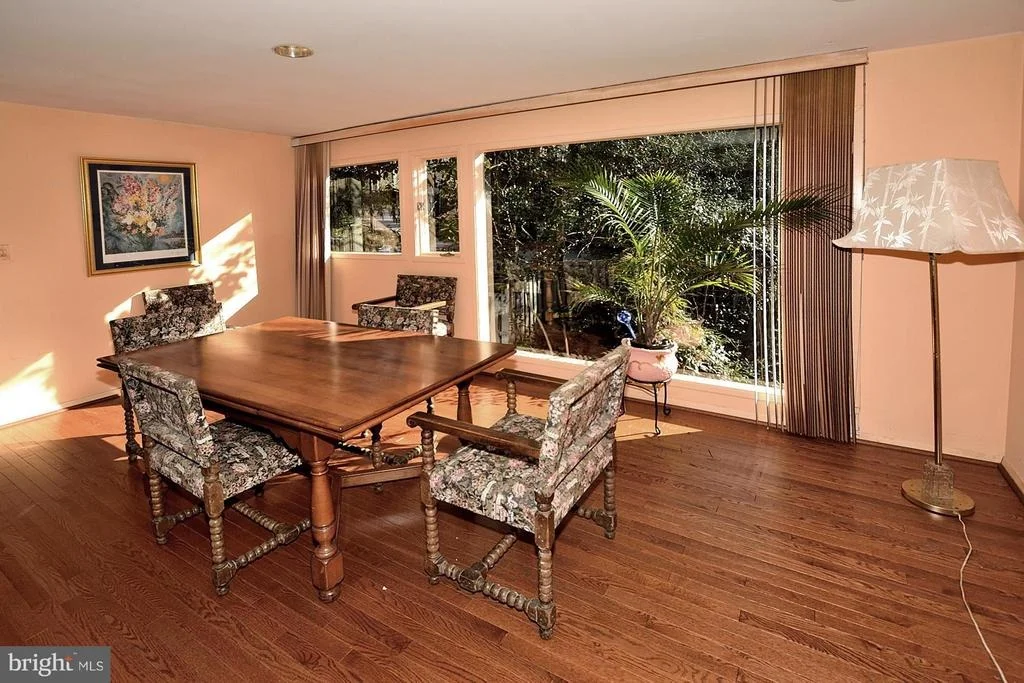 Photo of 4 BUTTONWOOD LANE