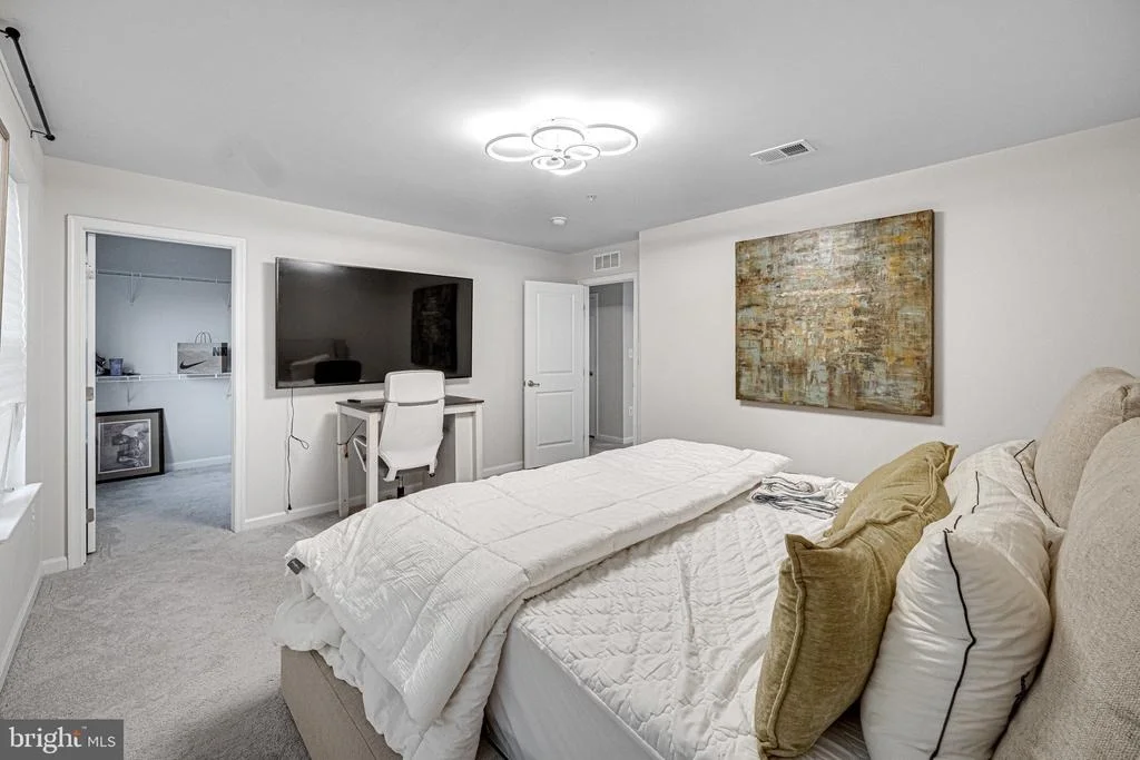 Photo of 13511 HEBRON LANE