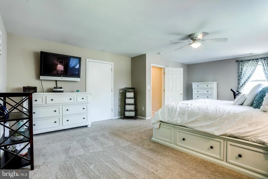 Photo of 2 HOLMES AVENUE