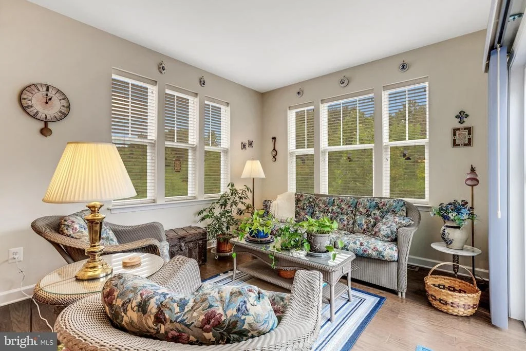 Photo of 816 HOLDEN ROAD