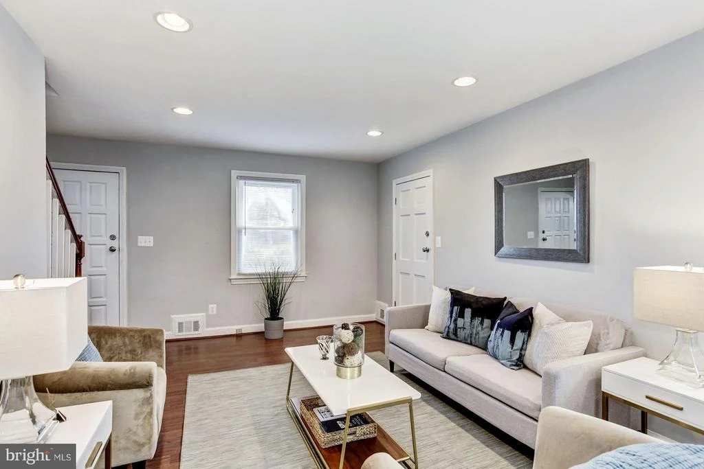 Photo of 403 E UNIVERSITY BOULEVARD
