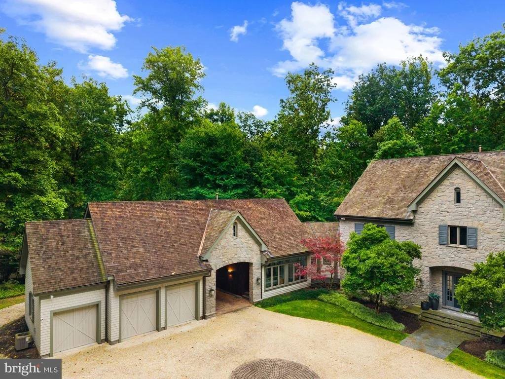 Photo of 3137 BLENDON ROAD