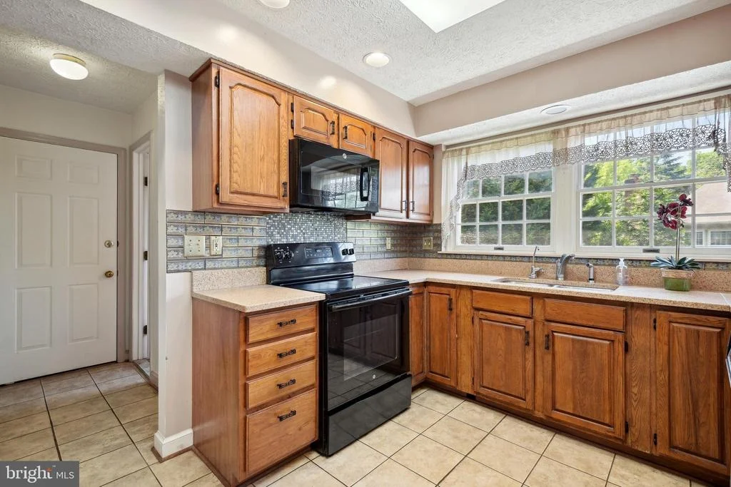 Photo of 243 GRANGE HALL DRIVE