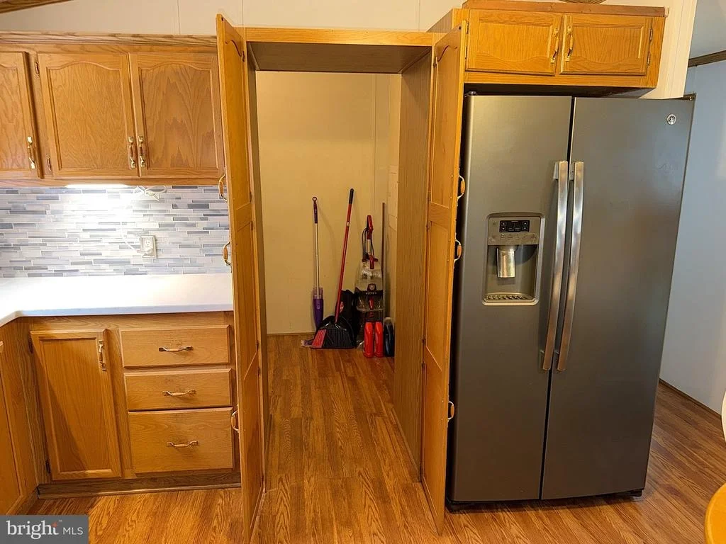 Photo of Unit TRLR21 at 578 TRIMBLE ROAD