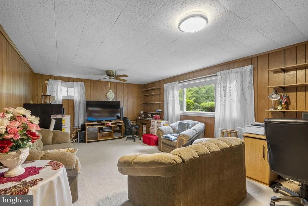 Photo of 807 SNIDER LANE