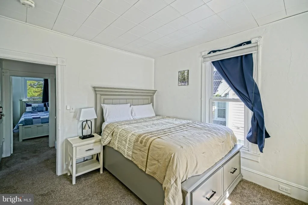 Photo of 18 DELAWARE AVENUE